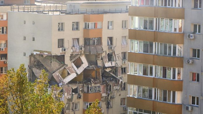 Modificare de plan: Municipalitatea Capitalei are în vedere reconstruirea blocului din Rahova, iar locatarii să mențină proprietatea.