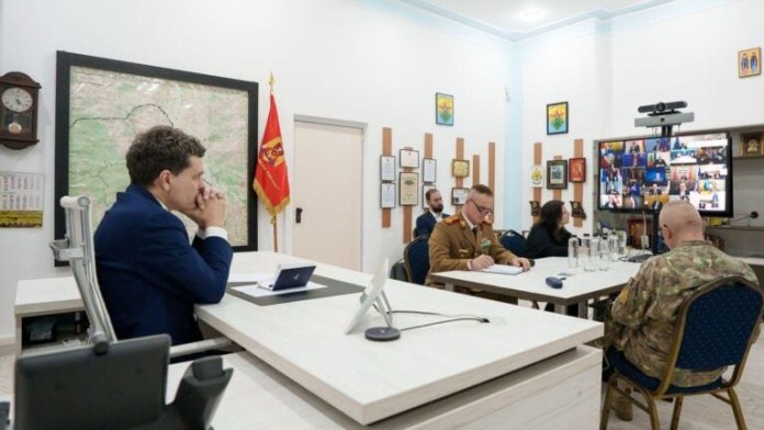 Nicușor Dan la videoconferința coaliției de susținere a Ucrainei: Sancțiunile noi dezvăluite de președintele Trump și pachetul al 19-lea de sancțiuni al Consiliului European vor crește presiunea exercitată asupra Rusiei Nicușor Dan la videoconferința coaliției de susținere a Ucrainei: Sancțiunile noi dezvăluite de președintele Trump și pachetul al 19-lea de sancțiuni al Consiliului European vor crește presiunea exercitată asupra Rusiei