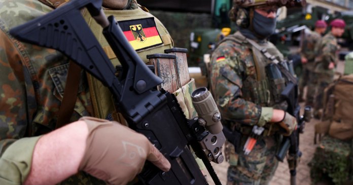 O stare mentală „schizofrenică”: Intensificarea forțelor armate ale Germaniei reaprinde vechi temeri în Franța