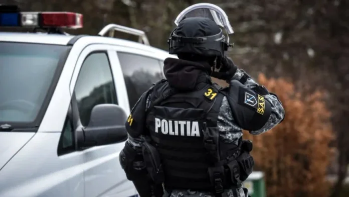 Surse: Soția lui Gabriel Cotabiță, arestată în legătură cu cazul de proxenetism din București. Publica online unghiile tinerelor și salonul pe care îl administrează. Surse: Soția lui Gabriel Cotabiță, arestată în legătură cu cazul de proxenetism din București. Publica online unghiile tinerelor și salonul pe care îl administrează.