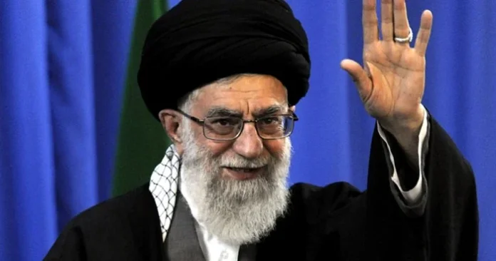 Imperiul ocult de 95 de miliarde de dolari al ayatollahului Khamenei: Cum a expropriat mii de locuințe și a strâns avere din durerea iranienilor.