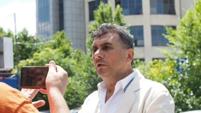 Ingineria financiară a Realitatea, postul de televiziune care îl sprijină pe Călin Georgescu Ingineria financiară a Realitatea, postul de televiziune care îl sprijină pe Călin Georgescu