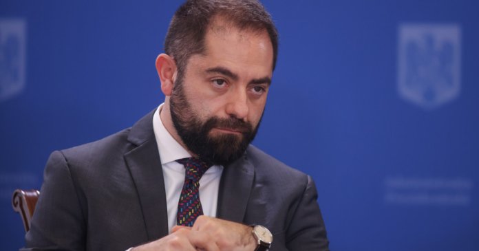 Radu Burnete: „Costul combustibilului ar avea șanse să treacă de 10 lei”. Ipoteze examinate de...