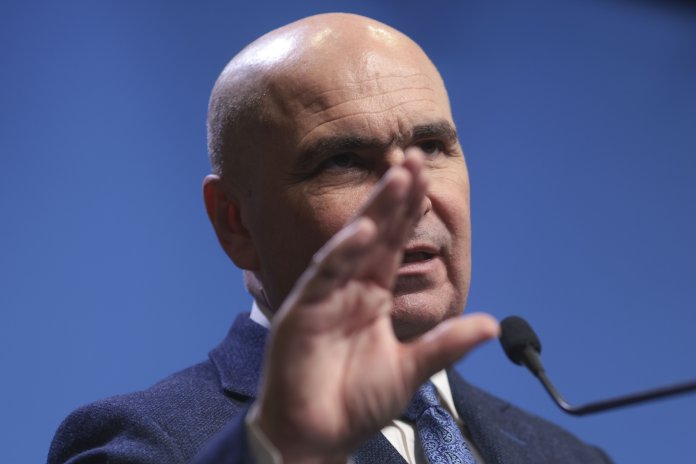 BREAKING: Realitatea Plus is permitted to keep broadcasting. Bucharest Court of Appeal halts CNA's ruling.