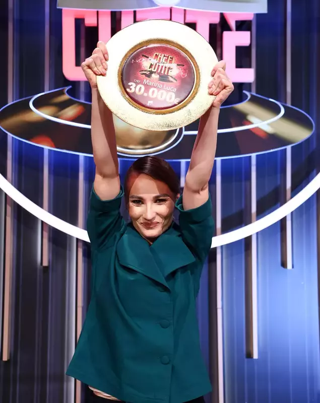 Marina Luca a câștigat sezonul 17 al Chefi la cuțite 2026. Ce valoare a câștigat cu Cuțitul de aur al chef-ului Sautner. Marina Luca a câștigat sezonul 17 al Chefi la cuțite 2026. Ce valoare a câștigat cu Cuțitul de aur al chef-ului Sautner.