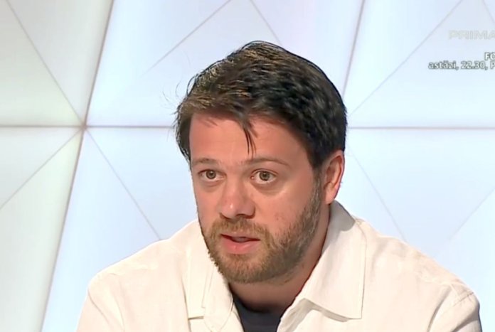 Victor Angelescu, în direct: „Daniel Pancu va fi noul antrenor la Rapid. Este printre cele mai mari 3 legende ale clubului”