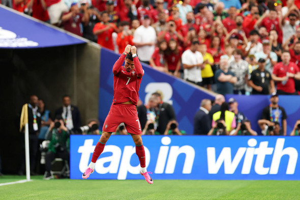 Cristiano Ronaldo este SINGURAT în istoria fotbalului.