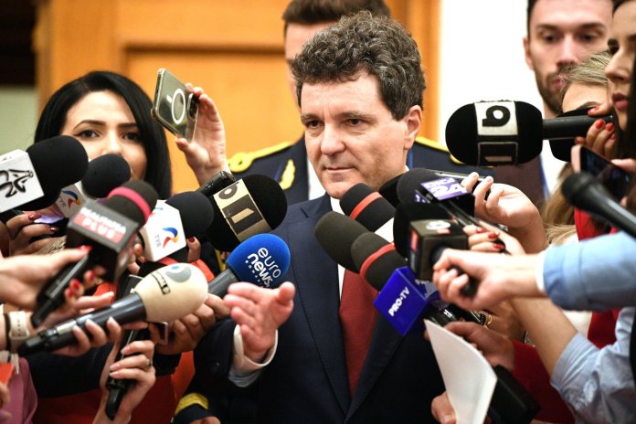 Nicușor Dan declară: „Vom avea o administrație minoritară”. Când se preconizează că formațiunile îi vor expune soluția.