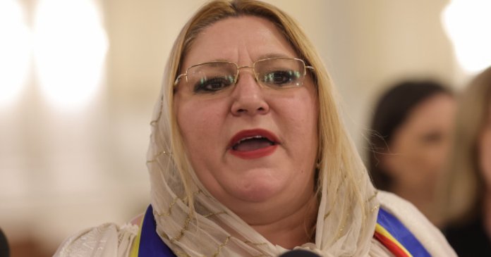 Șoșoacă își arată susținerea pentru Rusia în privința dronei de la Galați, în direct pe televiziunea Kremlinului: „Ne puteți ataca...